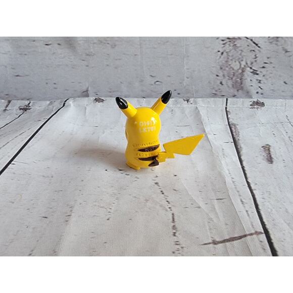 Nintendo Pokemon Pikachu Figure cake topper - Picture 3 of 4